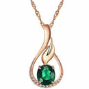 Colar Banhado a Ouro 18K e Esmeralda