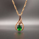 Colar Banhado a Ouro 18K e Esmeralda