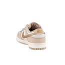 SB Dunk Low Nude e Dourado