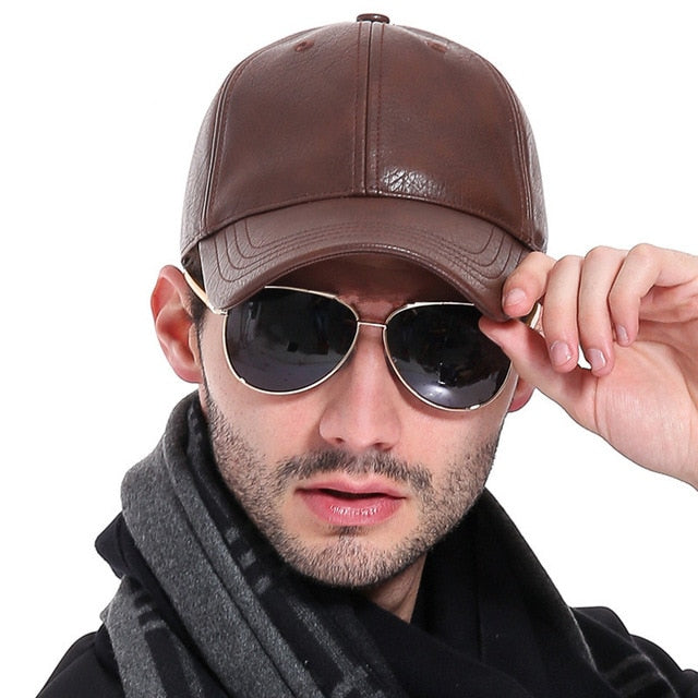 Boné de Couro Biker